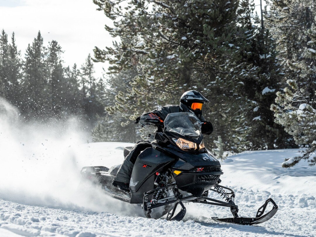 Ski-Doo adventure on the snowy trails of Montebello, QC