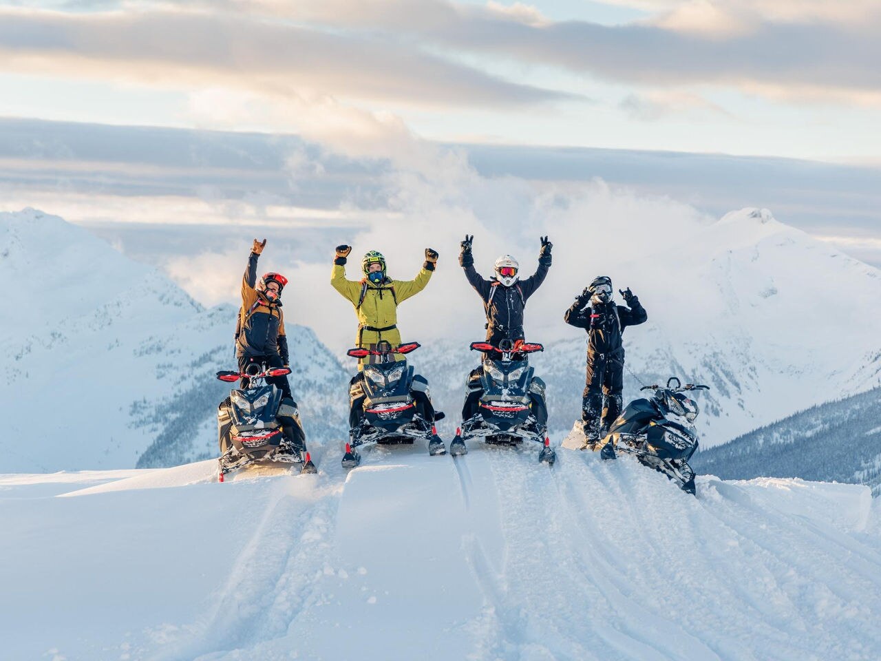 Parcourez le terrain de jeu ultime en Ski-Doo, Revelstoke, CB