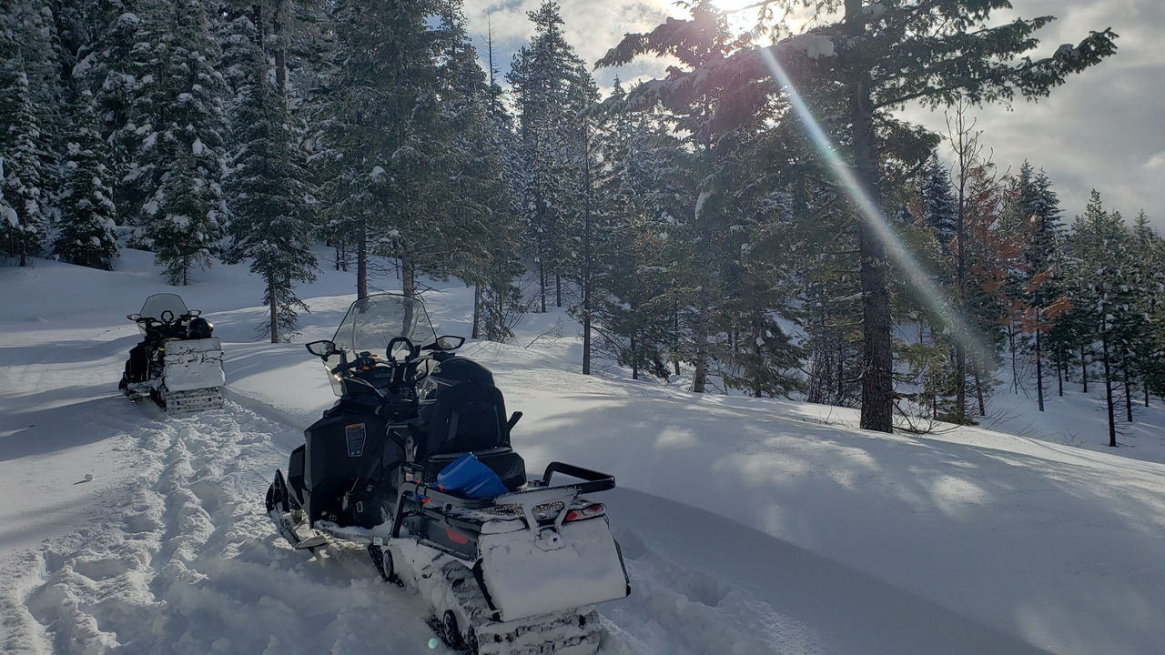 UNSO-CY22-SKI-SnowmobileIdaho-Life-20211225-16x9 - 1