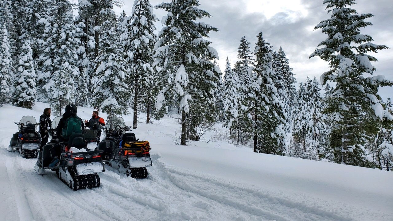 UNSO-CY22-SKI-SnowmobileIdaho-Life-IMG3656-16x9 - 1