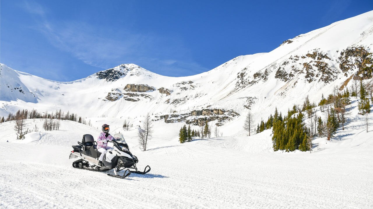 UNSO-CY22-SKI-TobyCreek-Action-1-16x9 - 1