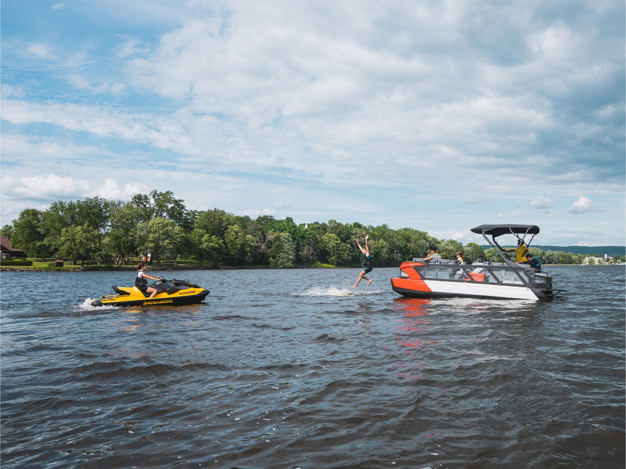 Full day Sea-Doo Switch rental on Ottawa river, QC