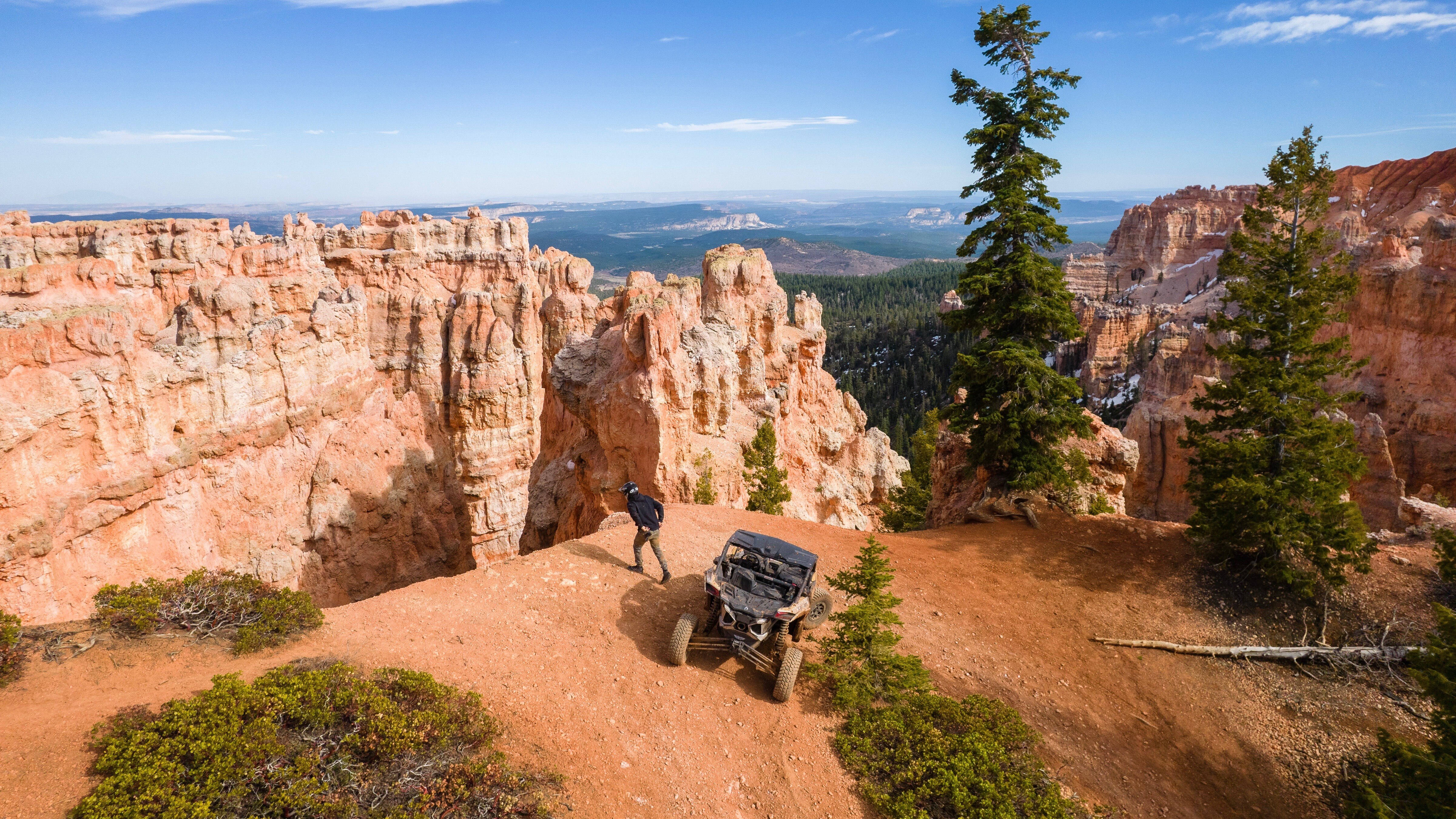 Side-by-Side vehicle ride with Can-An Maverick X3 in Zion Park, Utah